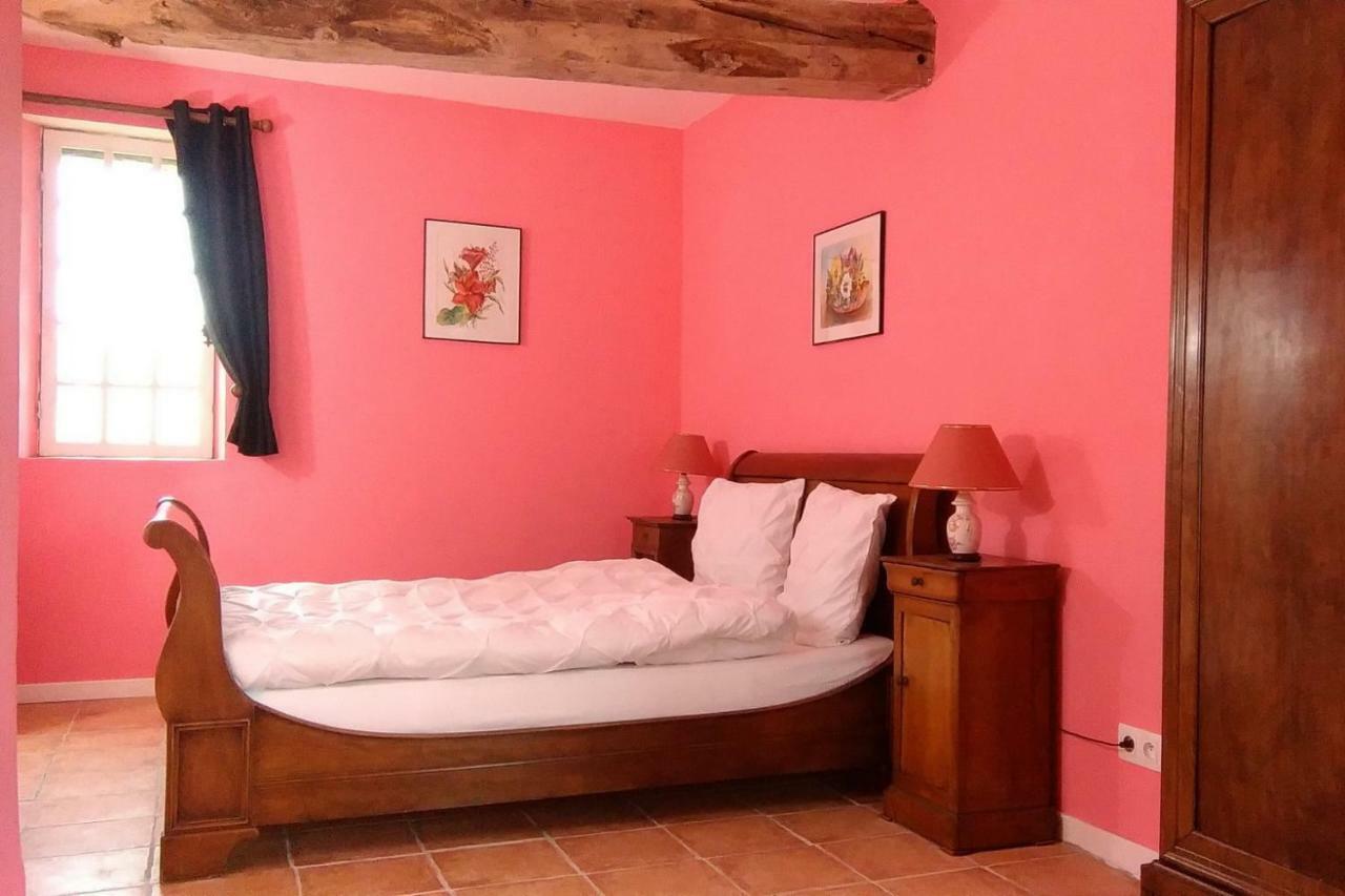 Le Douitel Bed & Breakfast Roncey Екстериор снимка